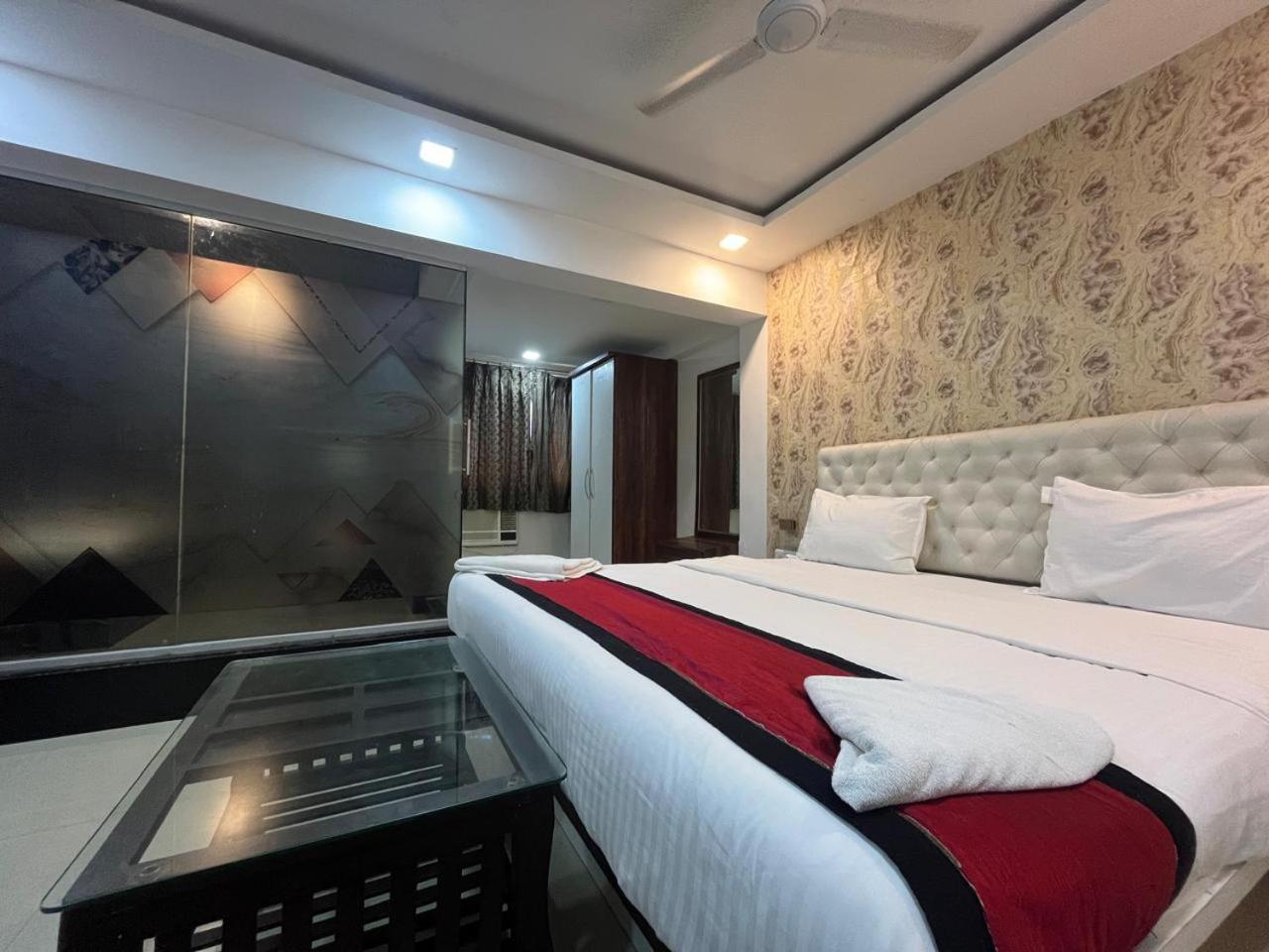 Arsh Executive Inn Dive Εξωτερικό φωτογραφία