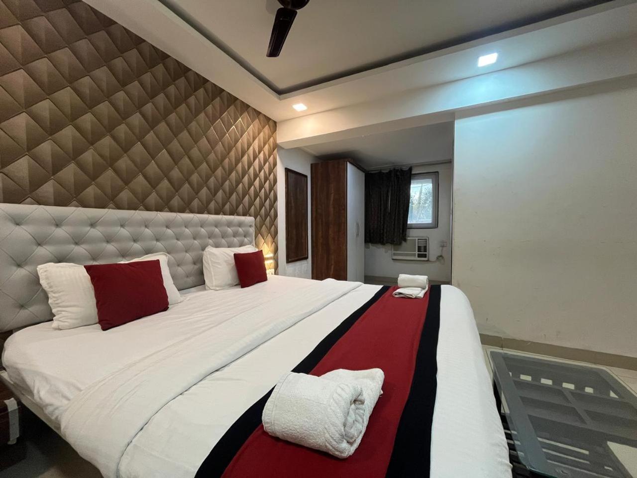 Arsh Executive Inn Dive Εξωτερικό φωτογραφία