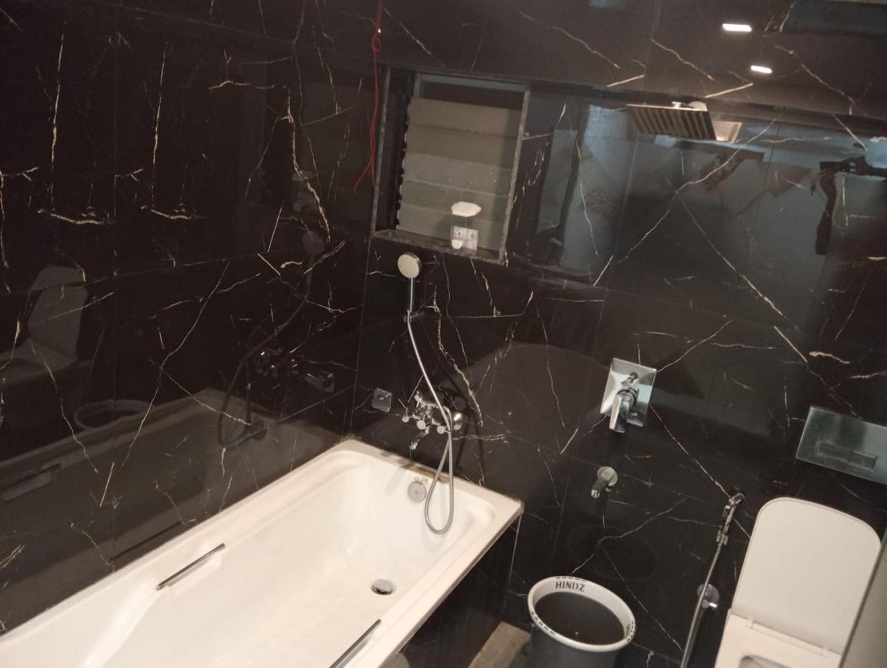 Arsh Executive Inn Dive Εξωτερικό φωτογραφία