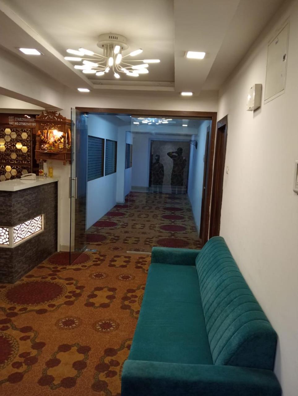 Arsh Executive Inn Dive Εξωτερικό φωτογραφία
